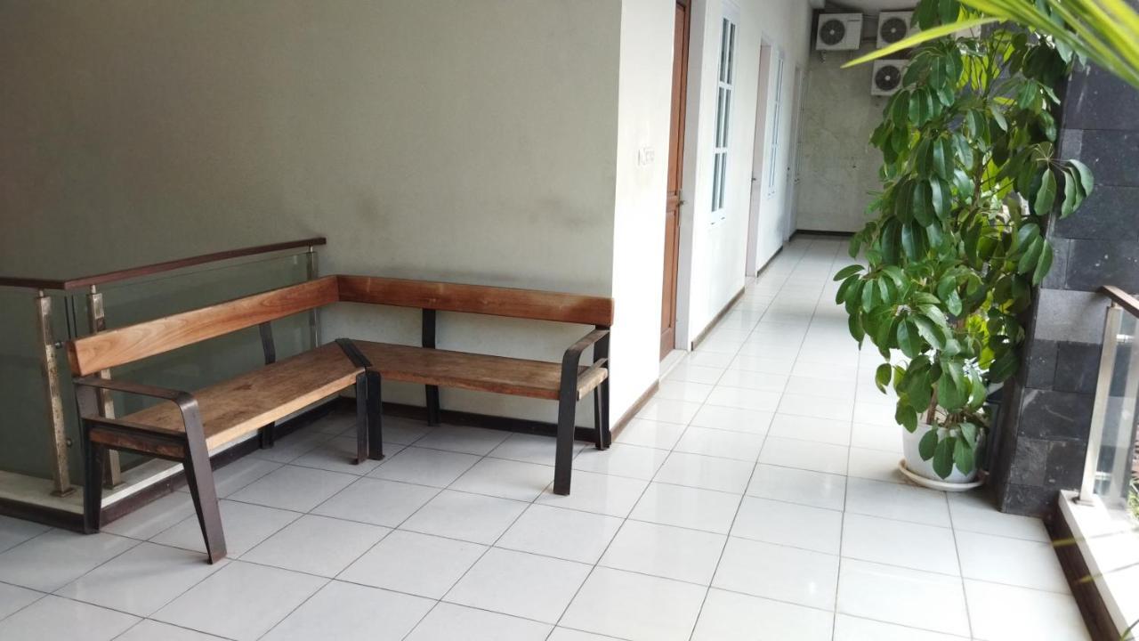 Nusantara Hotel Syariah Jepara Exteriör bild