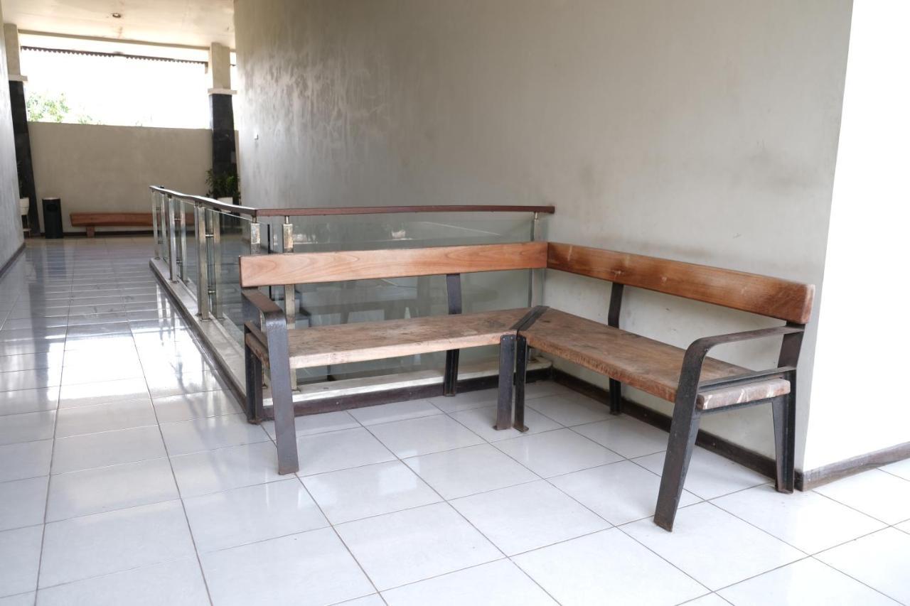 Nusantara Hotel Syariah Jepara Exteriör bild