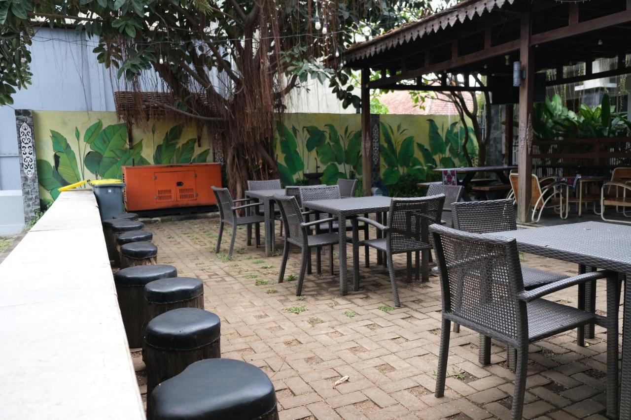 Nusantara Hotel Syariah Jepara Exteriör bild