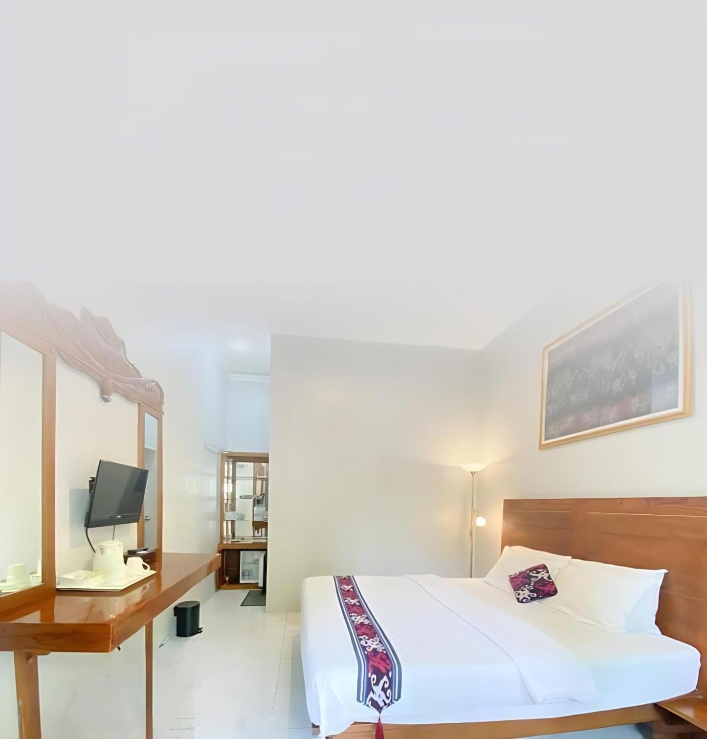 Nusantara Hotel Syariah Jepara Exteriör bild